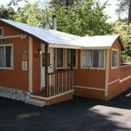 Sleepy Hollow Cabins & Hotel Crestline Ngoại thất bức ảnh