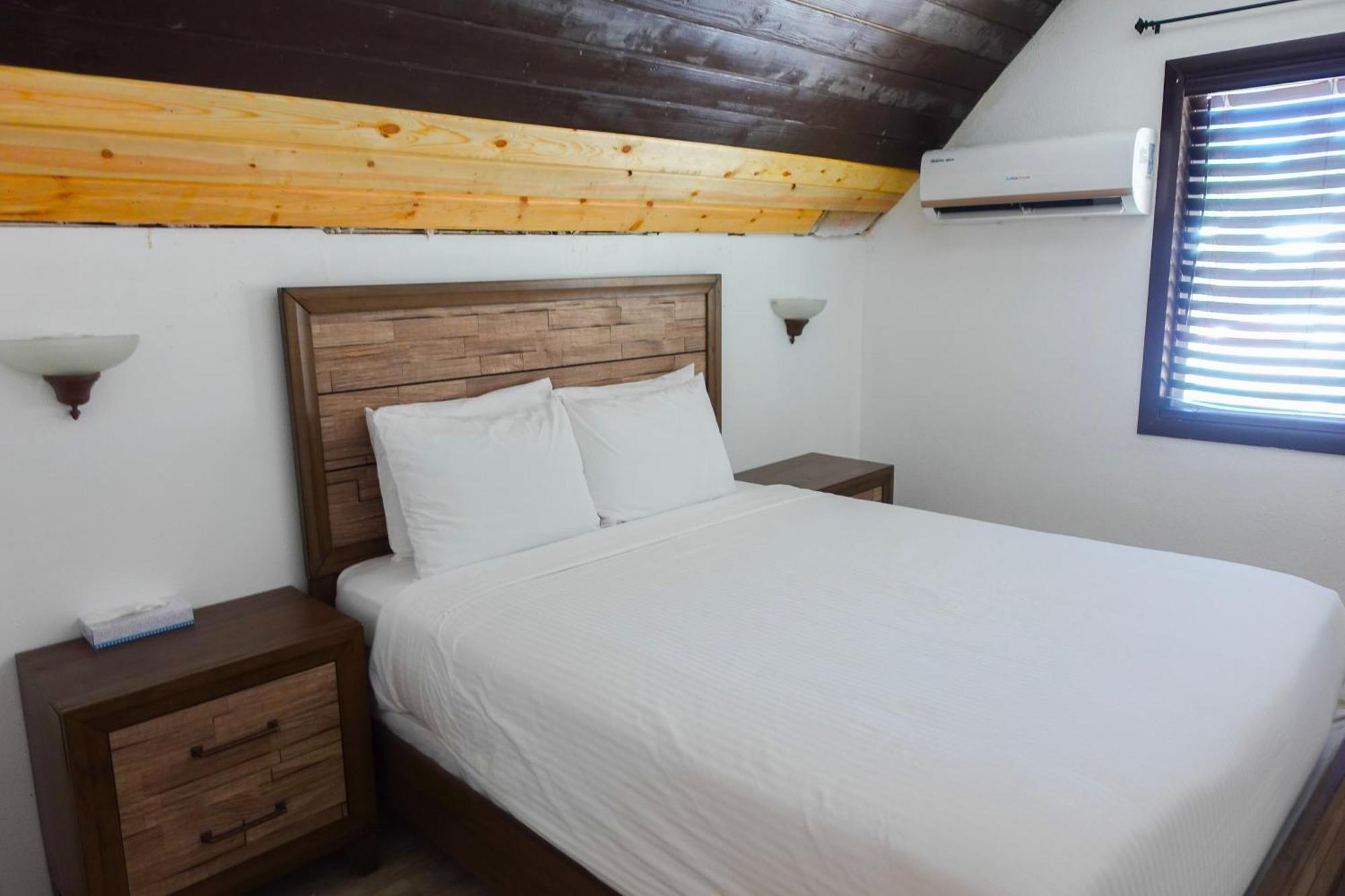 Sleepy Hollow Cabins & Hotel Crestline Ngoại thất bức ảnh