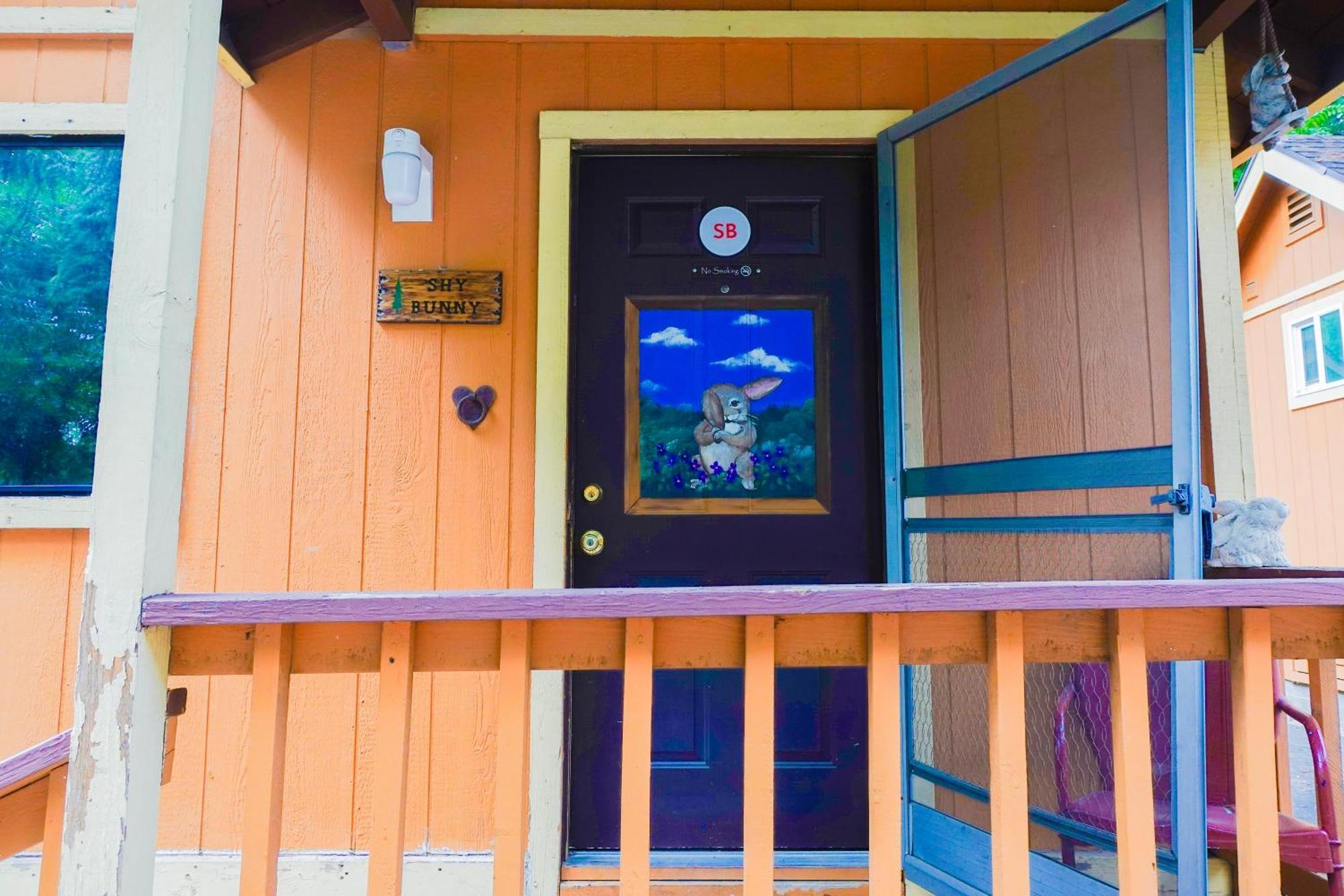 Sleepy Hollow Cabins & Hotel Crestline Ngoại thất bức ảnh