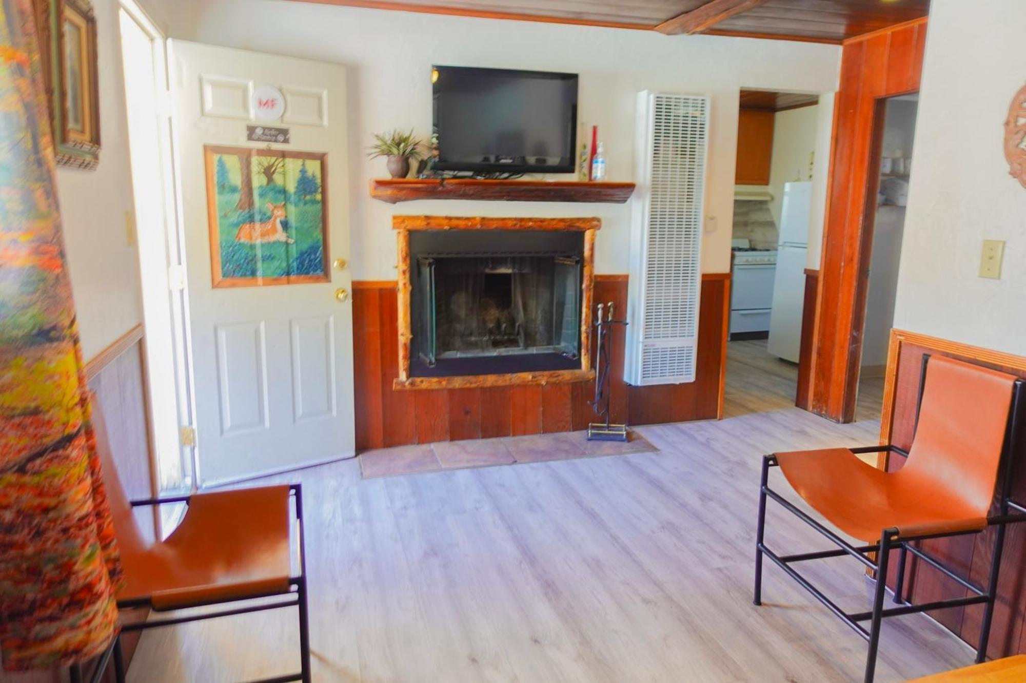 Sleepy Hollow Cabins & Hotel Crestline Ngoại thất bức ảnh