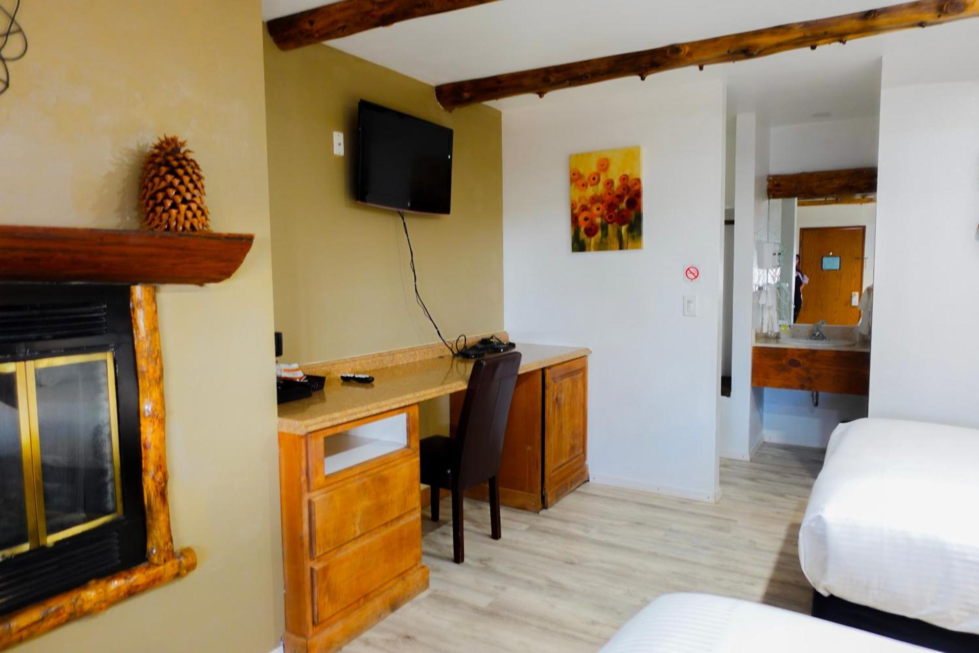 Sleepy Hollow Cabins & Hotel Crestline Ngoại thất bức ảnh