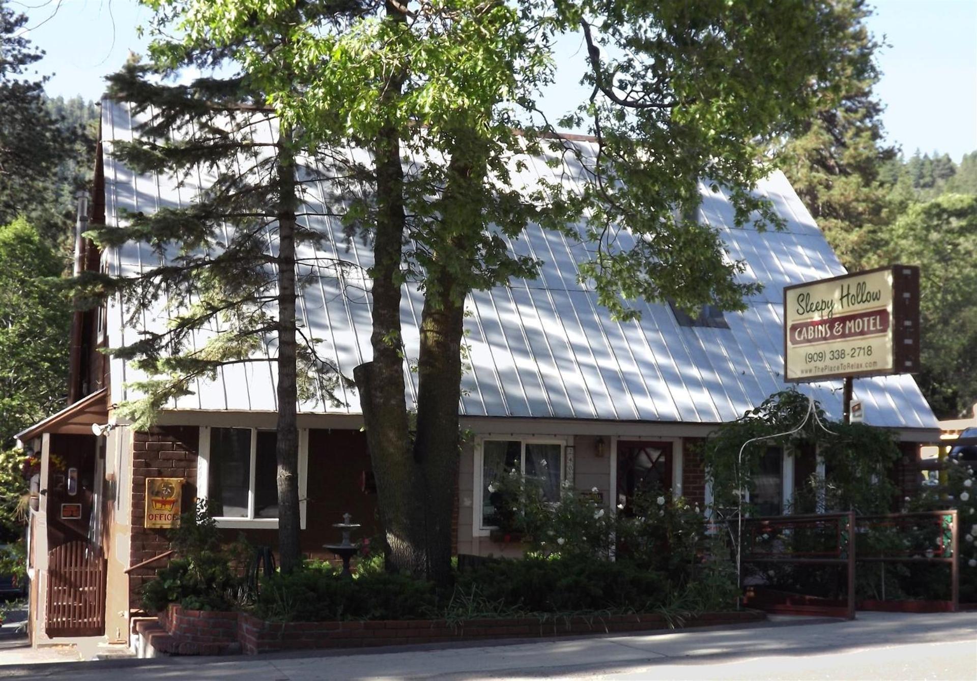 Sleepy Hollow Cabins & Hotel Crestline Ngoại thất bức ảnh